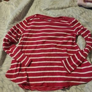 Old Navy gently used long sleeve 5T pink tshirt. #127